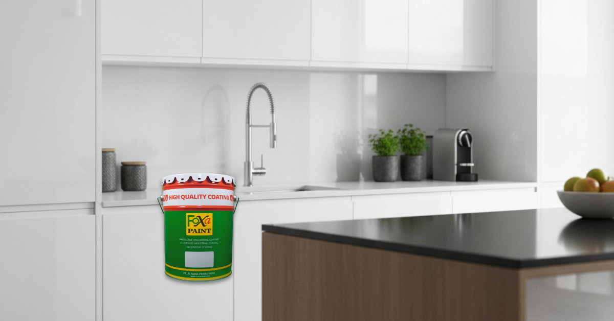 Contoh hasil finishing cat duco warna putih glossy pada kitchen set